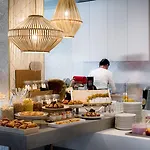 Rosa Riviera Szálloda 4*