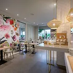 Szálloda Rosa Riviera 4*