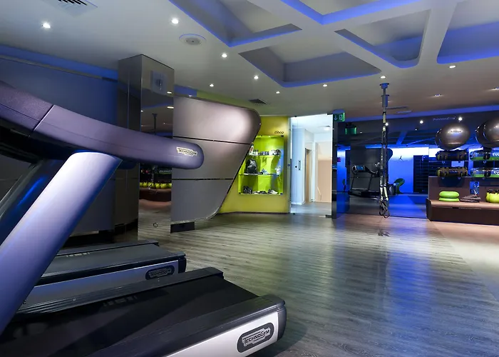 Rosa Riviera Hotel 4*