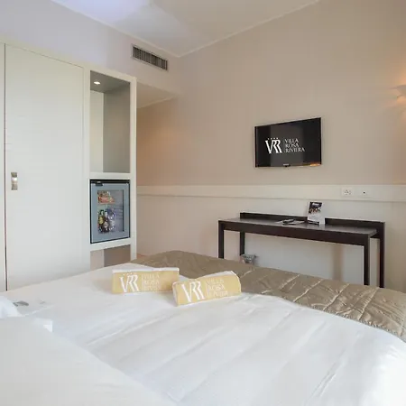 מלון Rosa Riviera 4*