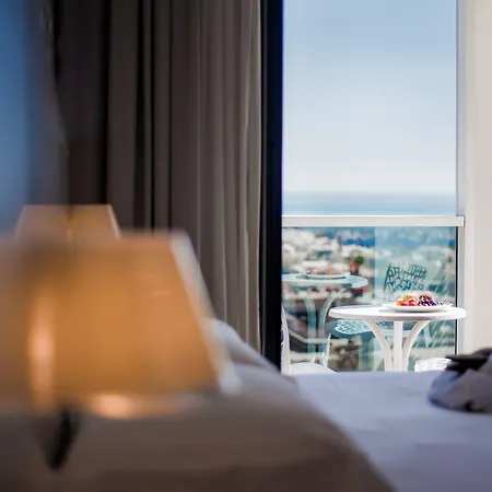 Rosa Riviera מלון רימיני