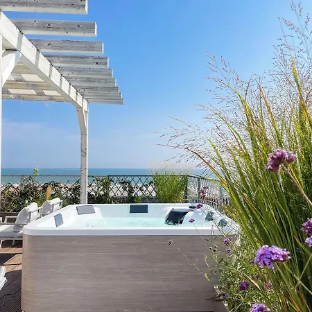 Rosa Riviera 4*