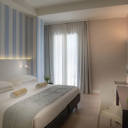 Rosa Riviera 4* Rímini