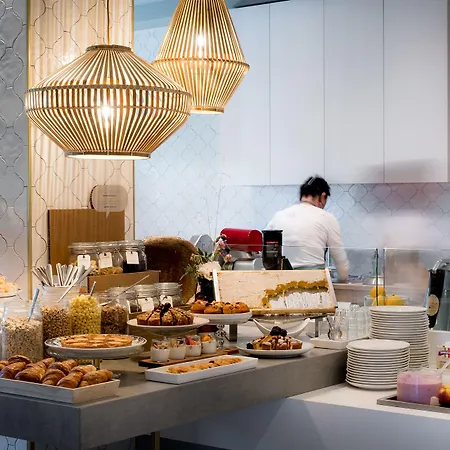 Rosa Riviera Hotel 4*