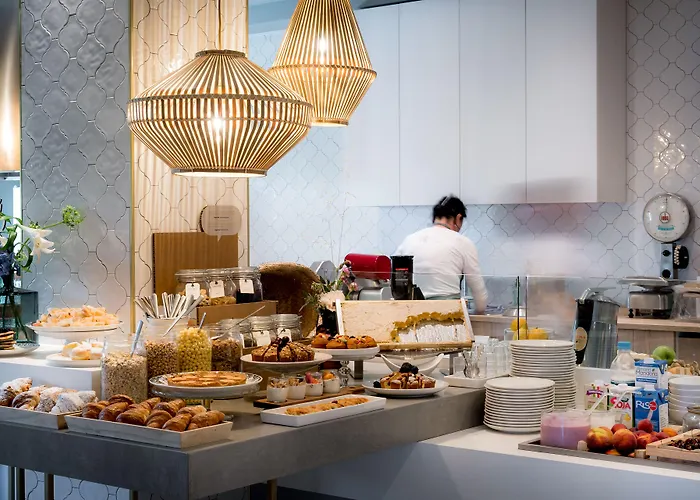 Rosa Riviera Hotel 4*